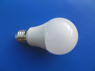 LED-lampa 6w E27 Dimbar
